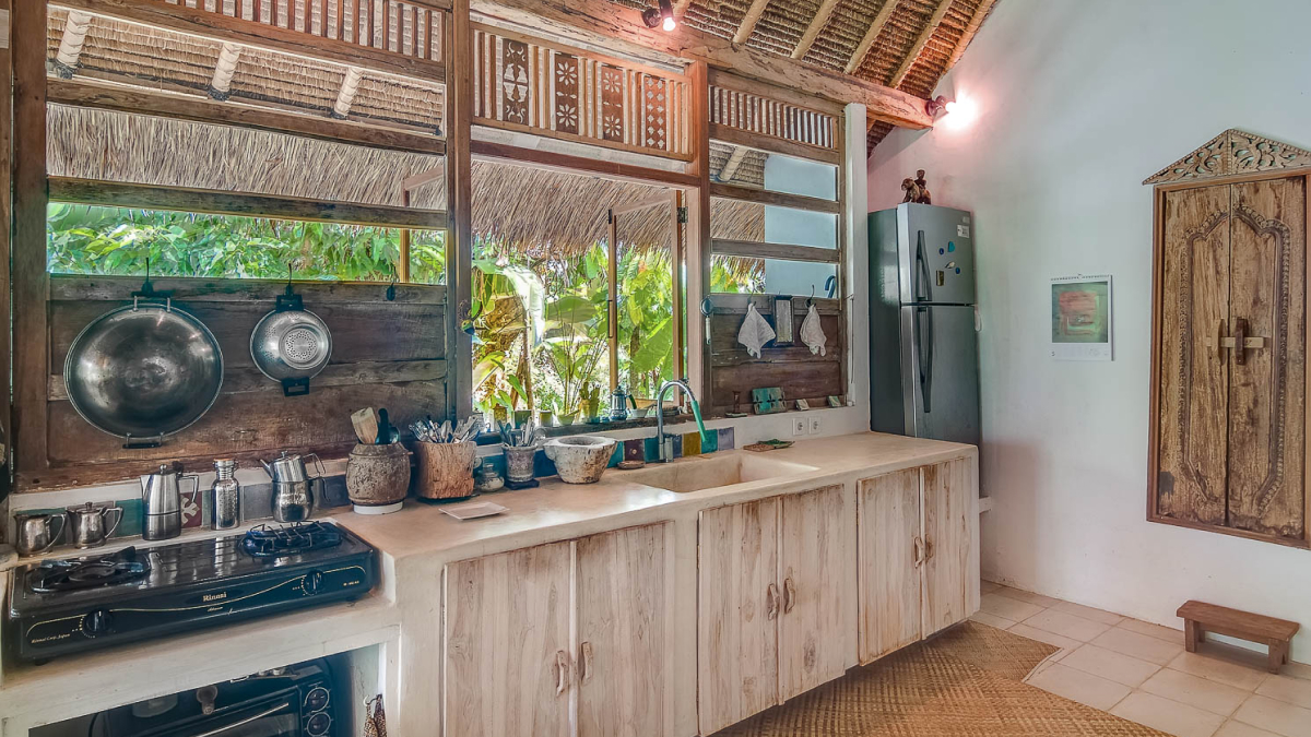 Dapur Sederhana di Kampung: Menyatu dengan Tradisi dan Kenikmatan